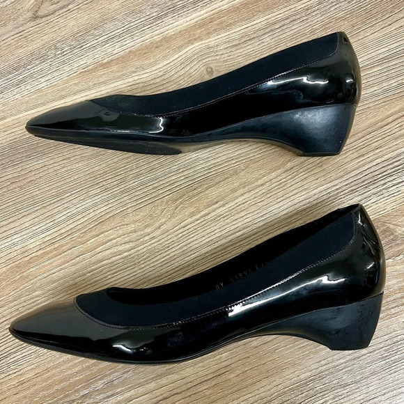 Salvador Ferragamo Patent Leather Heel Size 7.5 B - Picture 4 of 14